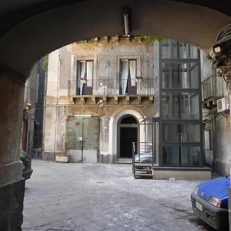 Palazzo Del Verga فندق مبيت وإفطار كاتانيا